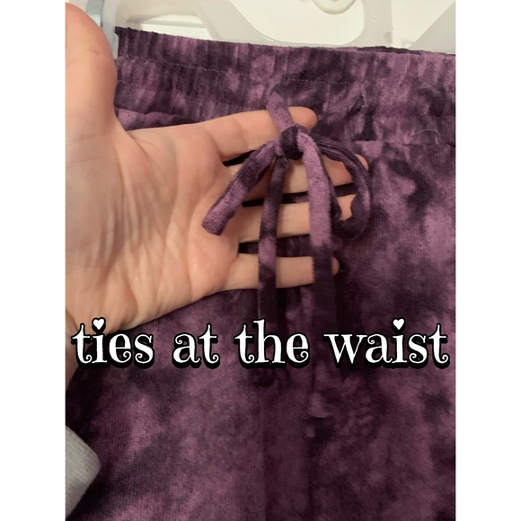 Cropped Top & Joggers Matching Set | Size Small | Shades of Purple 💜🖤 - Picture 13 of 15